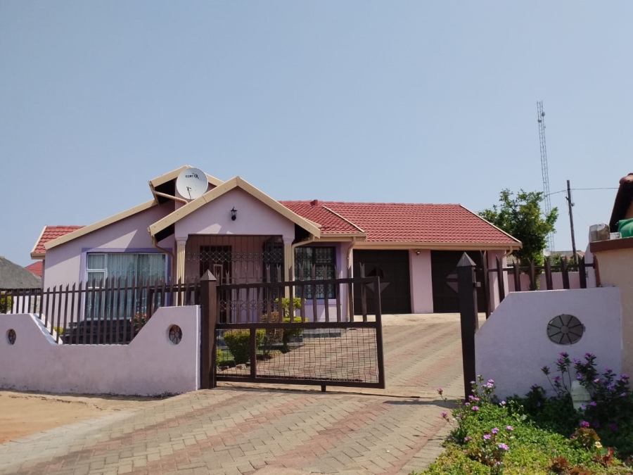 3 Bedroom Property for Sale in Mogwase North West
